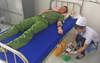 Thanh niên Công an tỉnh Long An tình nguyện hiến 80 đơn vị máu