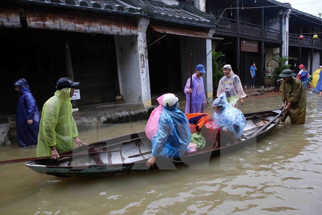 Lũ đặc biệt lớn trên các sông ở Quảng Nam, Quảng Ngãi, Bình Định
