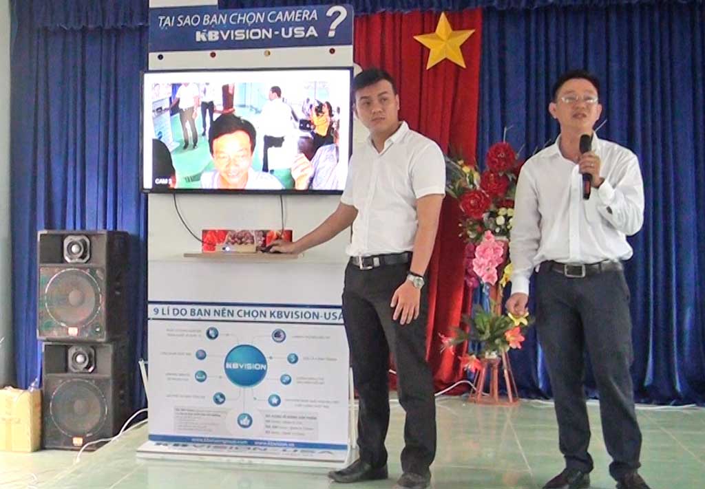 Đức Hòa: Nhân rộng mô hình camera an ninh cho các nhà trọ, nhà nghỉ
