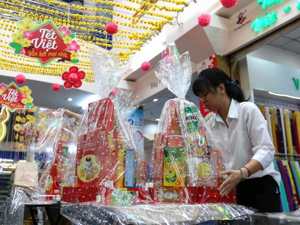 30 doanh nghiệp nhận giải Thương hiệu Việt được yêu thích nhất 2016