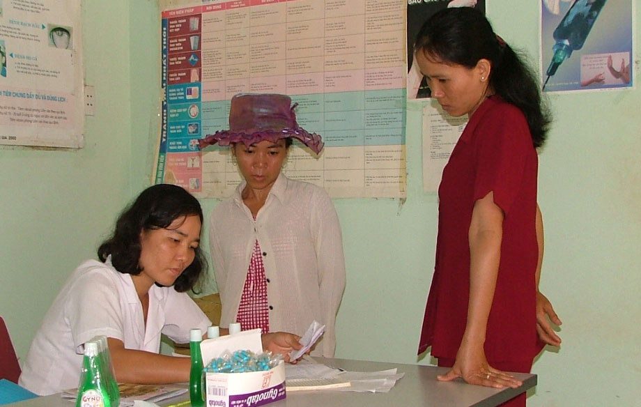 Long An: Năm 2016 có 11 trường hợp cán bộ, công chức, viên chức vi phạm chính sách DS-KHHGĐ