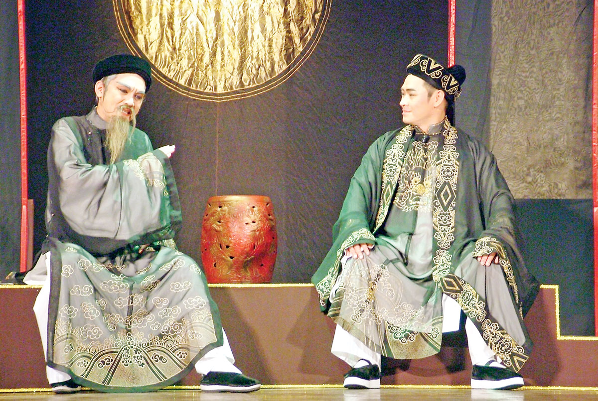 Cần lắm những cú hích cho sàn diễn cải lương!