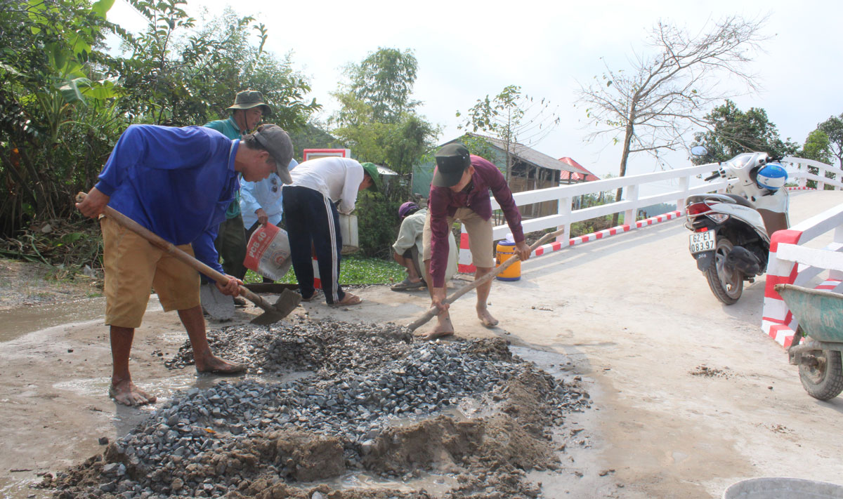 Tân Thạnh: Niềm vui từ những cây cầu giao thông nông thôn