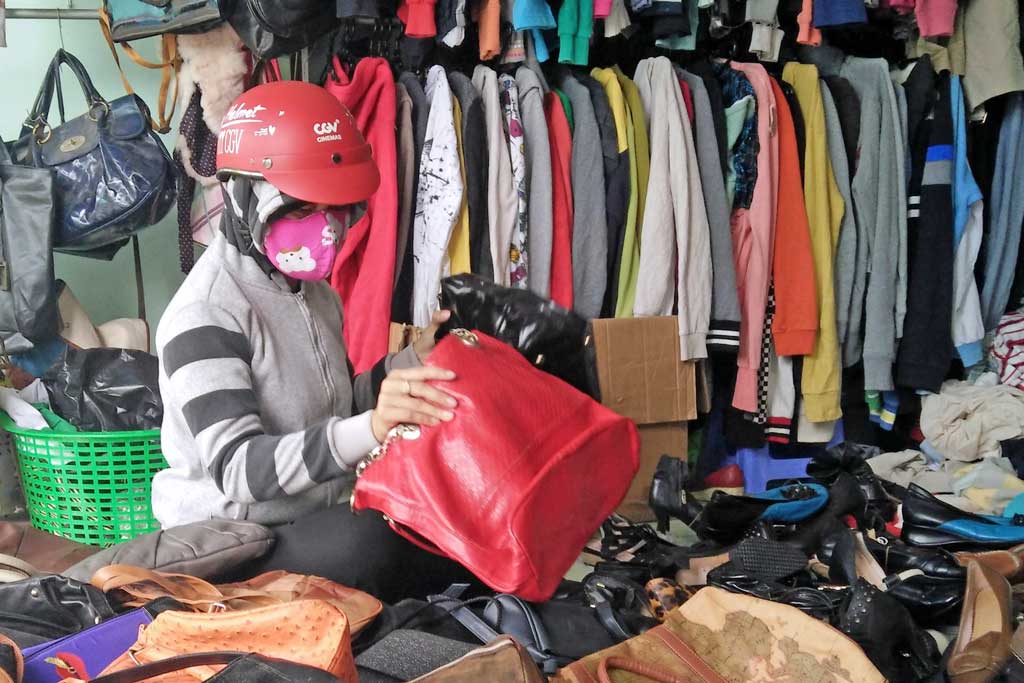 Đồ “sida” - Rẻ, đẹp nhưng cần thận trọng - Báo Long An Online