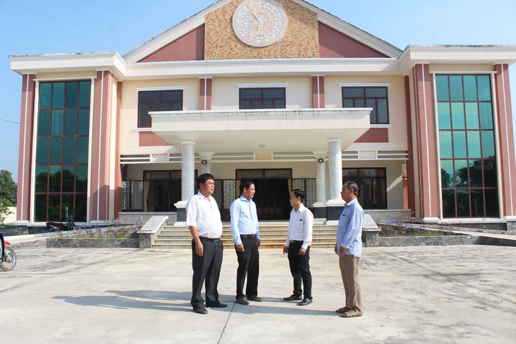 Trung tâm Văn hóa - Thể thao và Học tập cộng đồng cụm xã “Mỗi nơi, mỗi cảnh”
