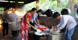 Bếp ăn từ thiện chùa Hư Không: Ấm lòng bệnh nhân nghèo