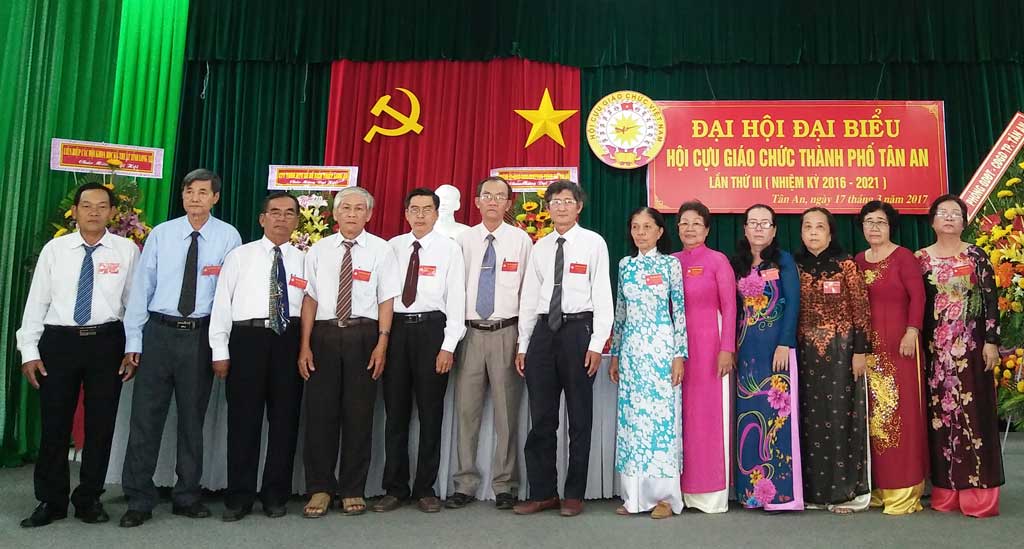 Ông Nguyễn Trung Kiên được bầu làm Chủ tịch Hội Cựu giáo chức TP.Tân An nhiệm kỳ 2016-2021