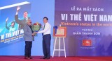 Ra mắt sách ảnh “Vị thế Việt Nam” của Nhà báo Giản Thanh Sơn