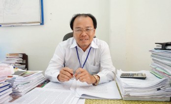 Tự soi, tự sửa, tự hoàn thiện là trách nhiệm của cán bộ, đảng viên trong giai đoạn mới Tự “soi mình” để hoàn thiện bản thân