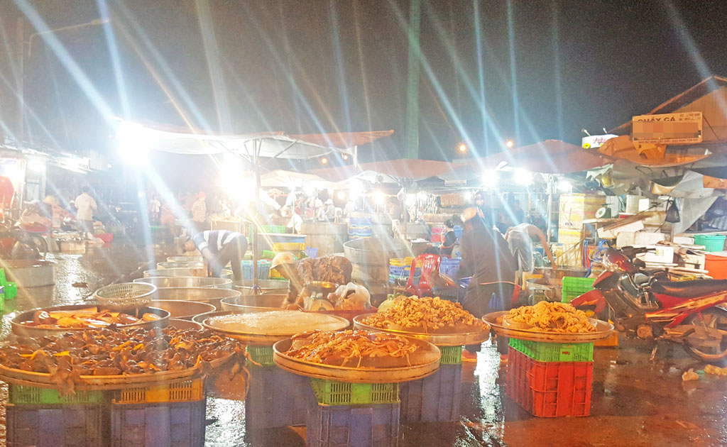 Đêm không ngủ giữa lòng thành phố