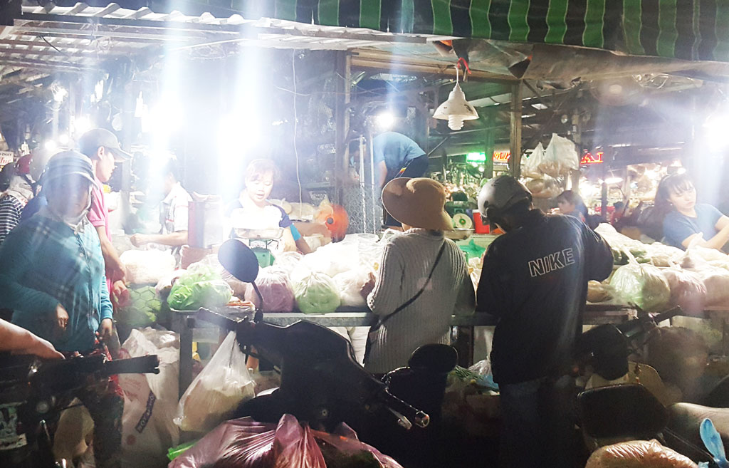 Đêm không ngủ giữa lòng thành phố