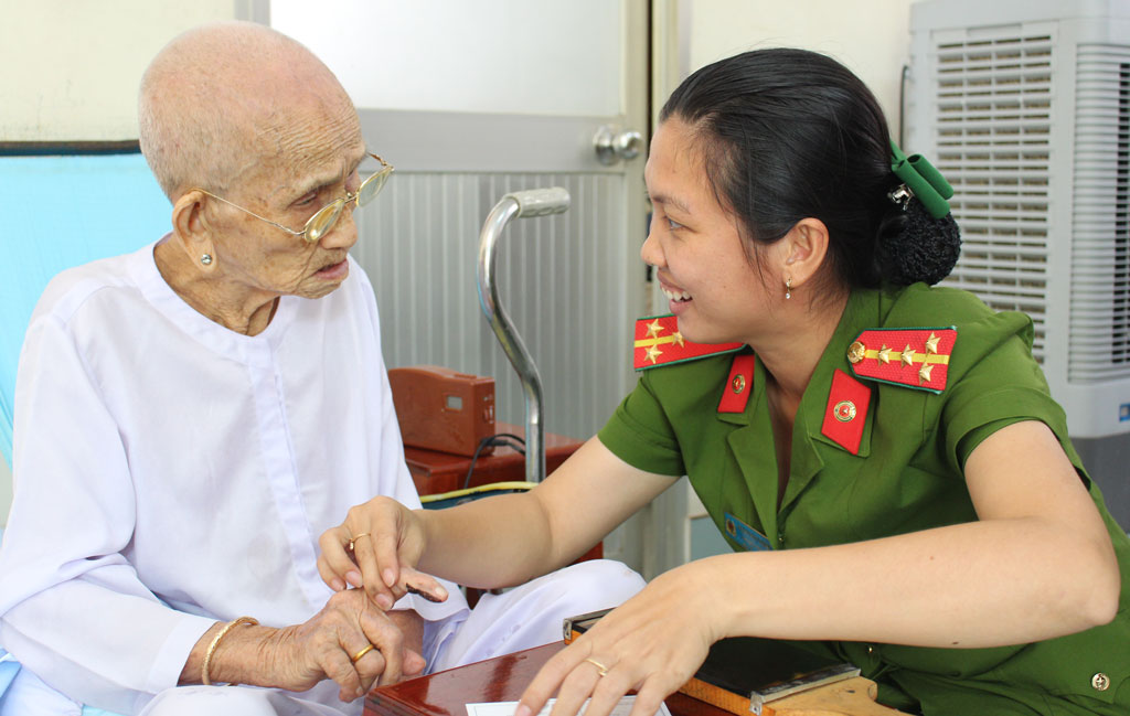 Vì nhân dân phục vụ