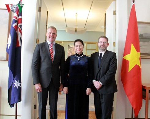 Chủ tịch QH hội đàm với Chủ tịch Hạ viện và Thượng viện Australia