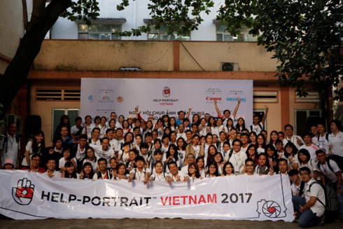 ‘Help-portrait’ program brings joy to disadvantaged people