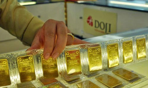 Giá vàng hôm nay 22/12: Nỗi lo chưa dứt, vàng tiếp tục leo dốc