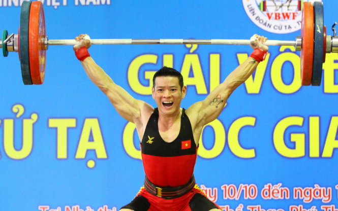 Thạch Kim Tuấn và Tú Chinh thách thức Ánh Viên