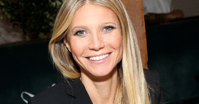 Gwyneth Paltrow dùng liệu pháp nhai dầu thường xuyên để giữ hàm răng luôn sáng khỏe