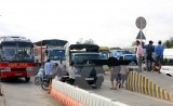 Trạm thu phí BOT Sóc Trăng vẫn căng thẳng dù đã giảm giá vé