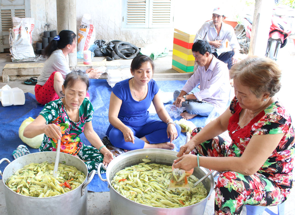 Lan tỏa tình thương Mỗi người một việc cùng nhau làm để kịp giờ
