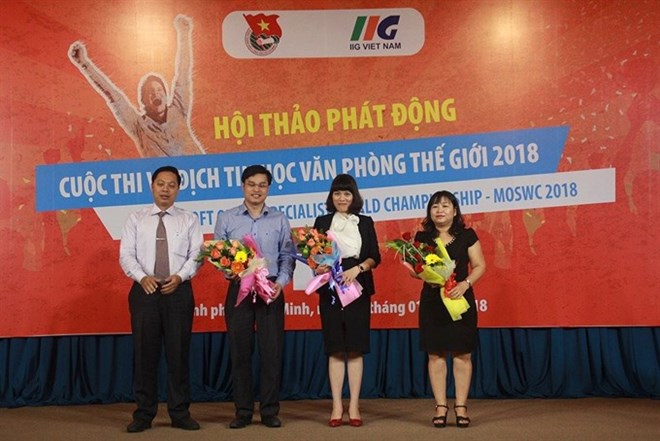 Microsoft Office Specialist qualifier begins The 2018 Microsoft Office Specialist World Championship qualifying competition for the southern region began in HCM City on Jan 20. (Photo: tienphong.vn)