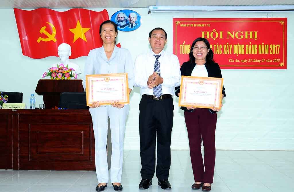 Long An: Phấn đấu xây dựng Đảng bộ Ngành Y tế đạt từ hoàn thành tốt nhiệm vụ trở lên