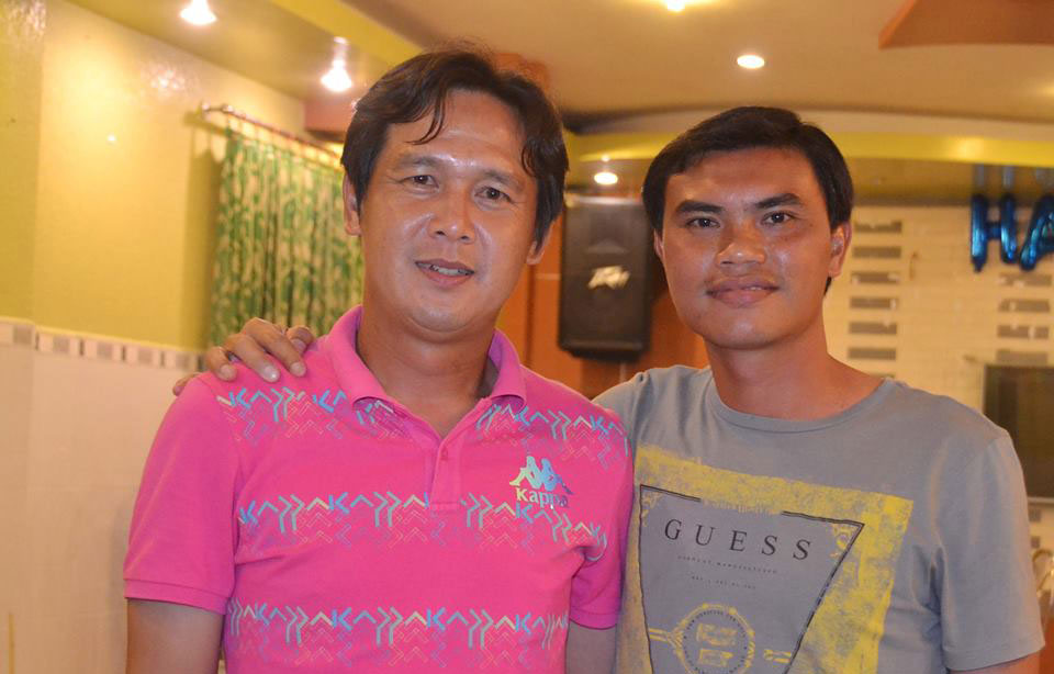 Hai nhà vô địch Suzuki cúp 2018 Nguyễn Minh Phương (trái) và Phan Văn Tài Em