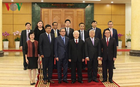 ASEAN diplomats offer New Year greetings to Vietnam