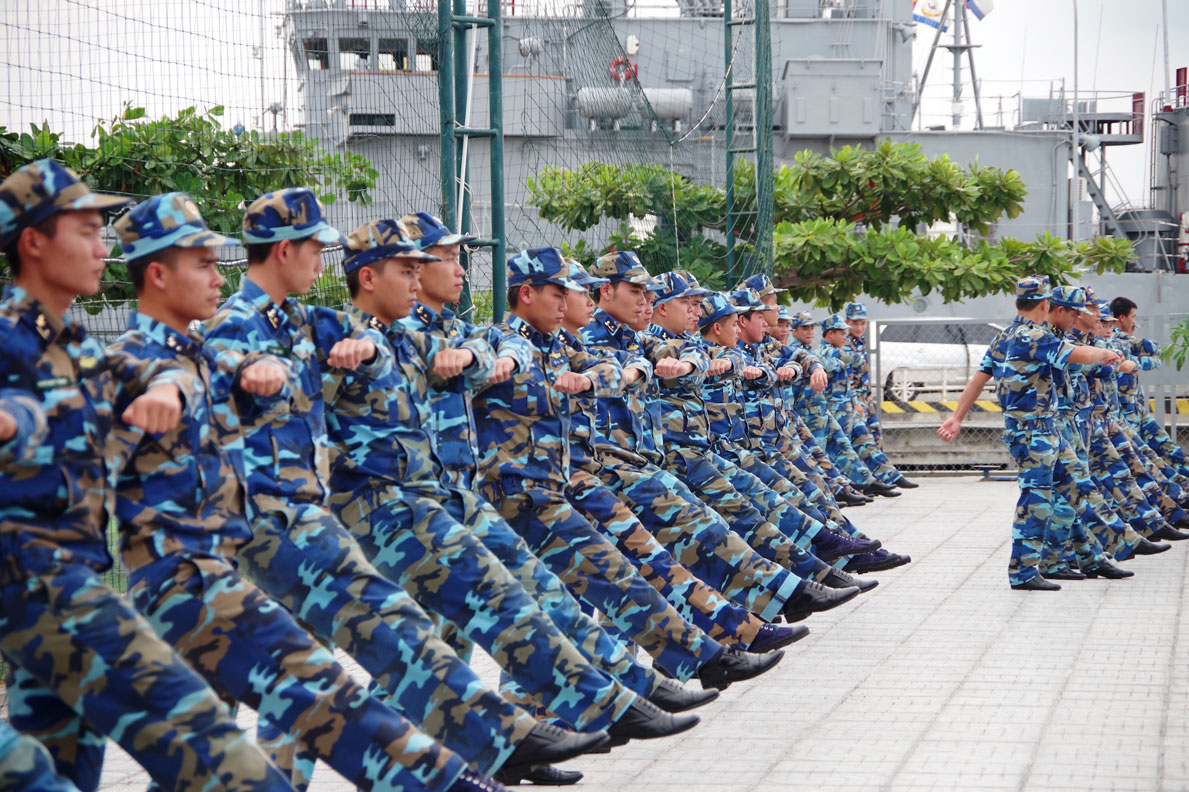 “Ke chân” của chiến sĩ tàu pháo tên lửa 167