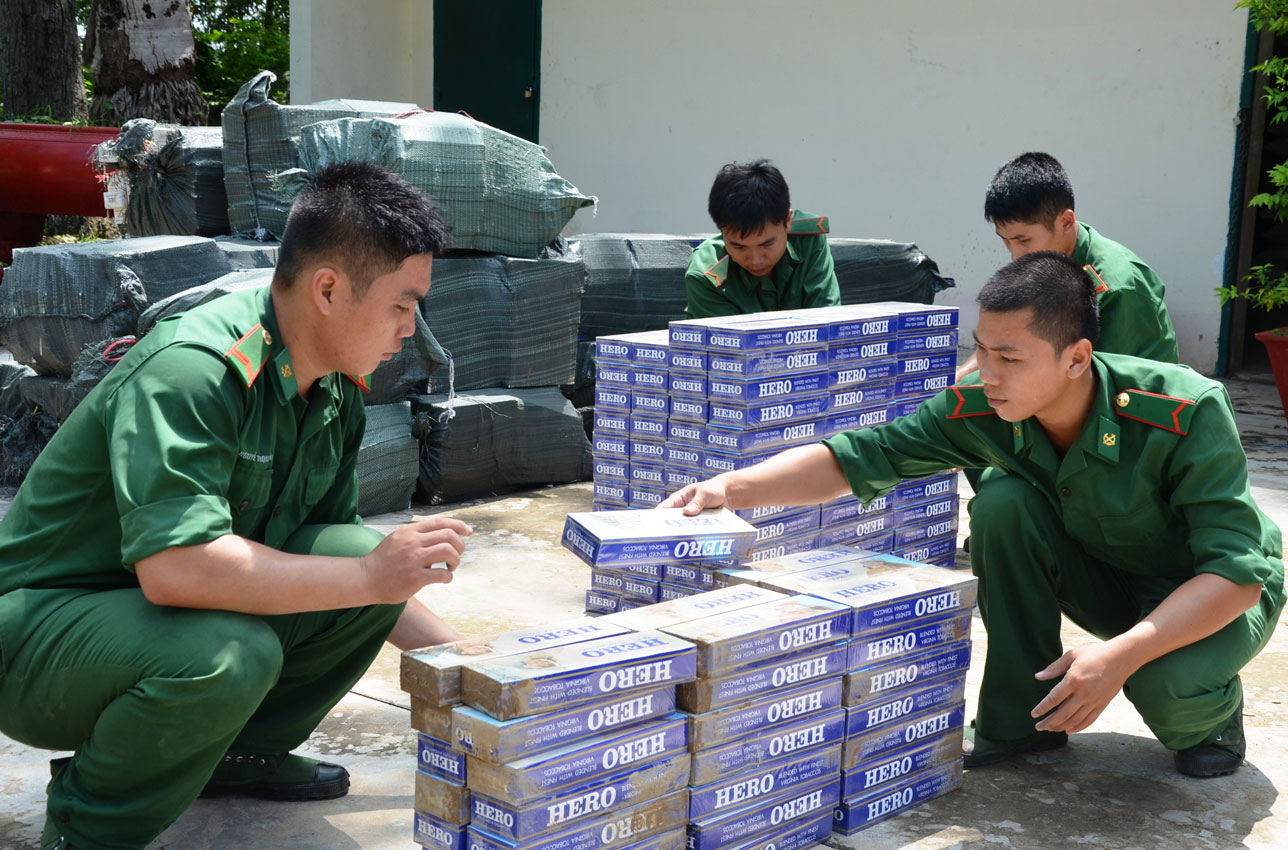 Lực lượng Bộ đội Biên phòng Long An bắt giữ nhiều vụ vận chuyển thuốc lá lậu