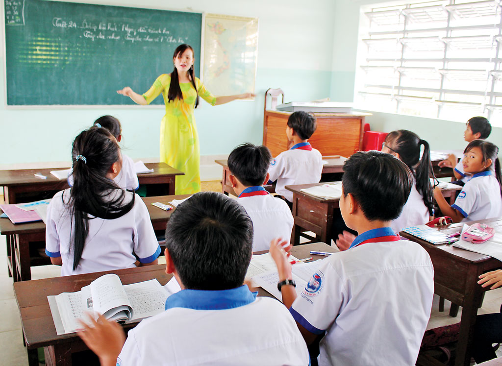 Âm nhạc góp phần giáo dục học sinh toàn diện Lớp học âm nhạc tại Trường THCS Tân Chánh
