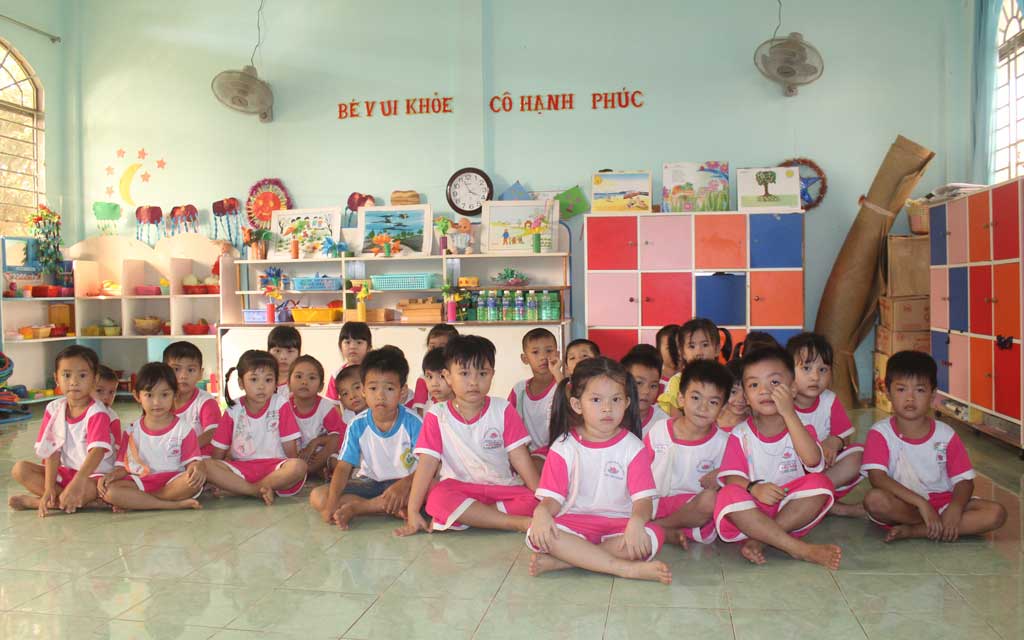Xây dựng trường học đạt chuẩn Quốc gia - Huy động nhiều nguồn vốn khác nhau