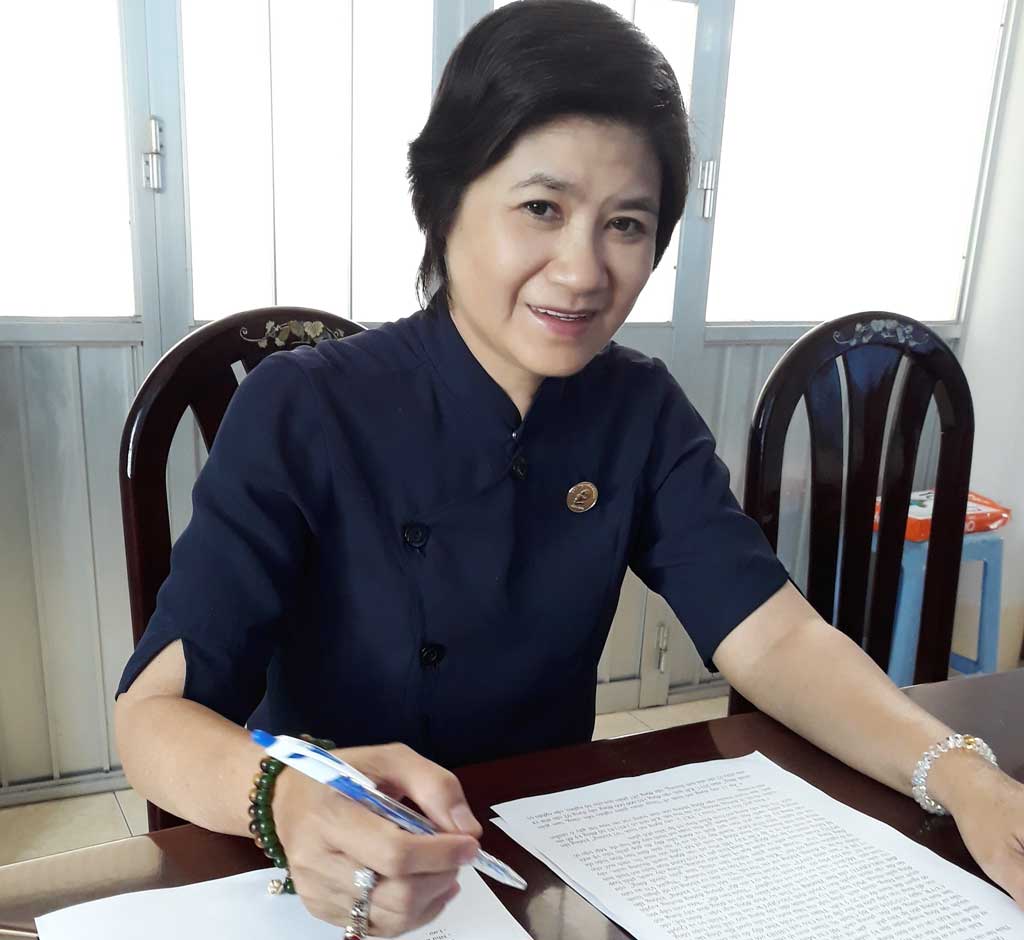 Phó Bí thư Đảng ủy, Chủ tịch HĐND, Trưởng khối Vận thị trấn Thủ Thừa - Nguyễn Kim Âu