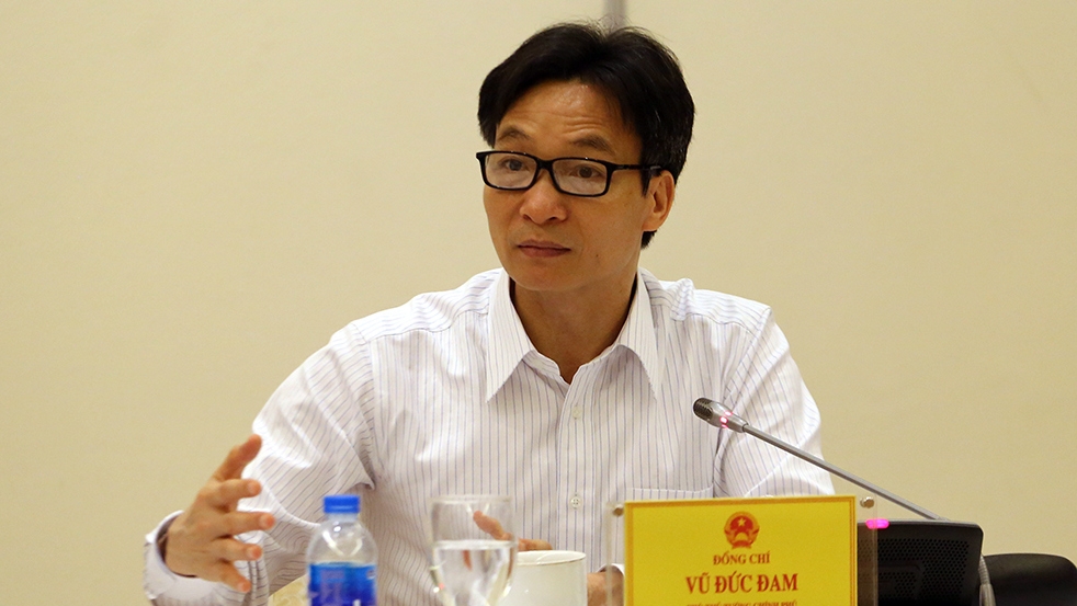 Deputy PM attends dialogue with Private Hospital Association
