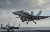 Lực lượng phòng không Syria đáp trả cuộc tấn công của Mỹ