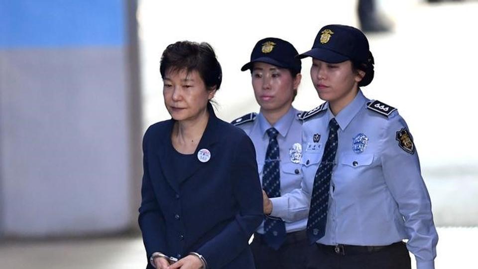 Cựu Tổng thống Hàn Quốc Park Geun-hye (Ảnh: Reuters)
