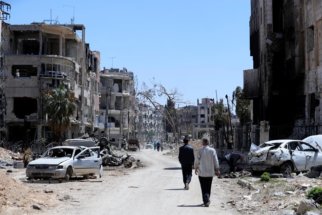 Quang cảnh khu vực Douma, ngoại ô Damascus, Syria. guồn: EPA-EFE/TTXVN)