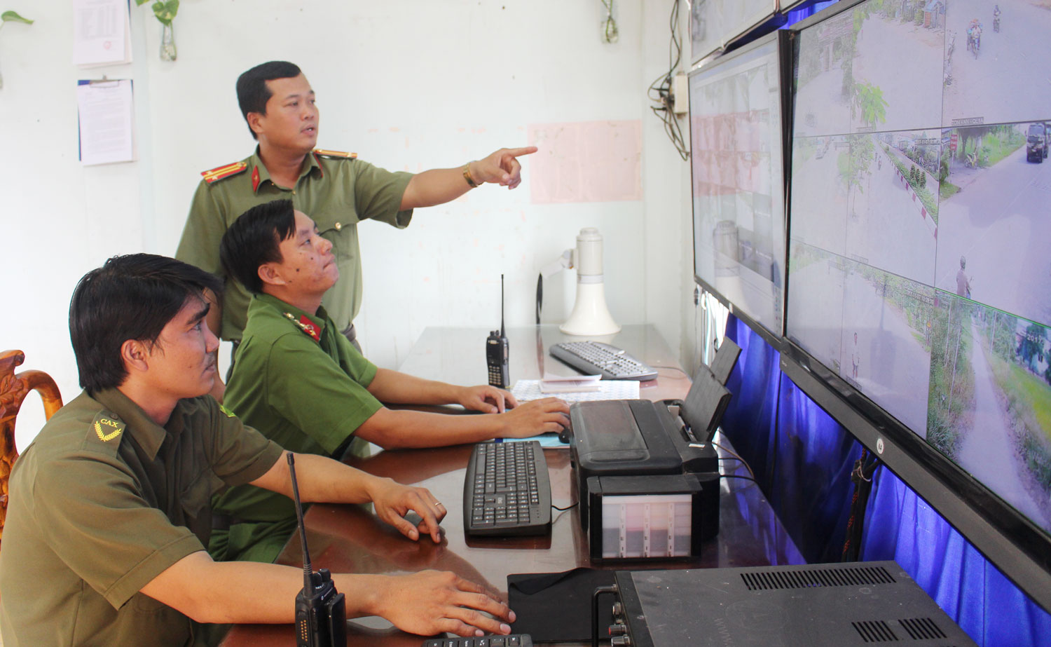 Mô hình Camera giám sát an ninh, trật tự ở xã Mỹ Lộc, huyện Cần Giuộc (địa phương đi đầu trong thực hiện mô hình trên)