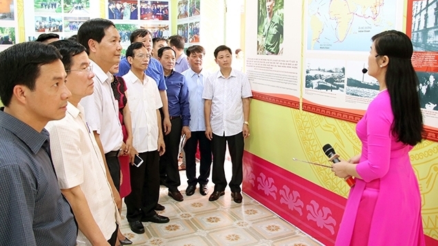 Exhibitions to mark President Ho Chi Minh’s birthday held nationwide