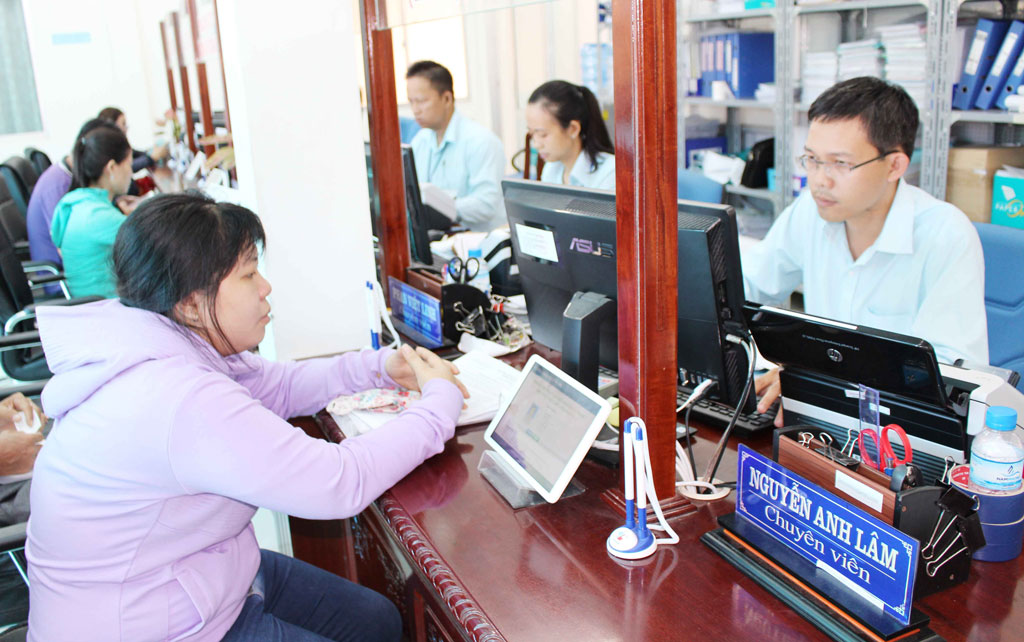 Chuyển biến tích cực qua 2 năm thực hiện Chỉ thị 05 Làm theo gương Bác, cán bộ, đảng viên và người lao động toàn khối nâng cao ý thức, trách nhiệm trong thực hiện nhiệm vụ chuyên môn