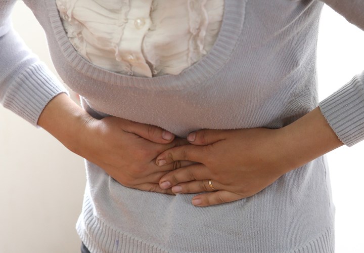Hội chứng ruột kích thích (IBS) ảnh hưởng hàng triệu người trên thế giới mỗi năm. Bệnh này phổ biến hơn ở thanh thiếu niên và những người trên 40 tuổi. Thống kê và nghiên cứu cho thấy IBS ảnh hưởng đến phụ nữ nhiều hơn nam giới. Mặc dù không ý do chính xác nhưng một số nghiên cứu cho rằng nó có thể là do nội tiết tố của phụ nữ. 