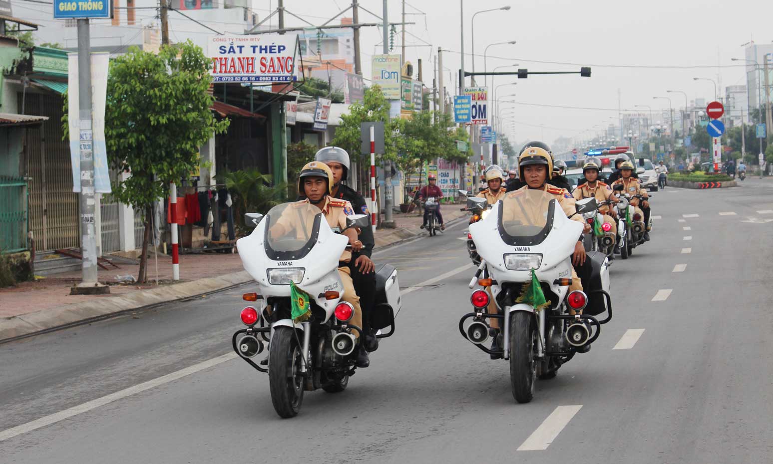 Lực lượng Cảnh sát giao thông tăng cường kiểm tra tải trọng xe
