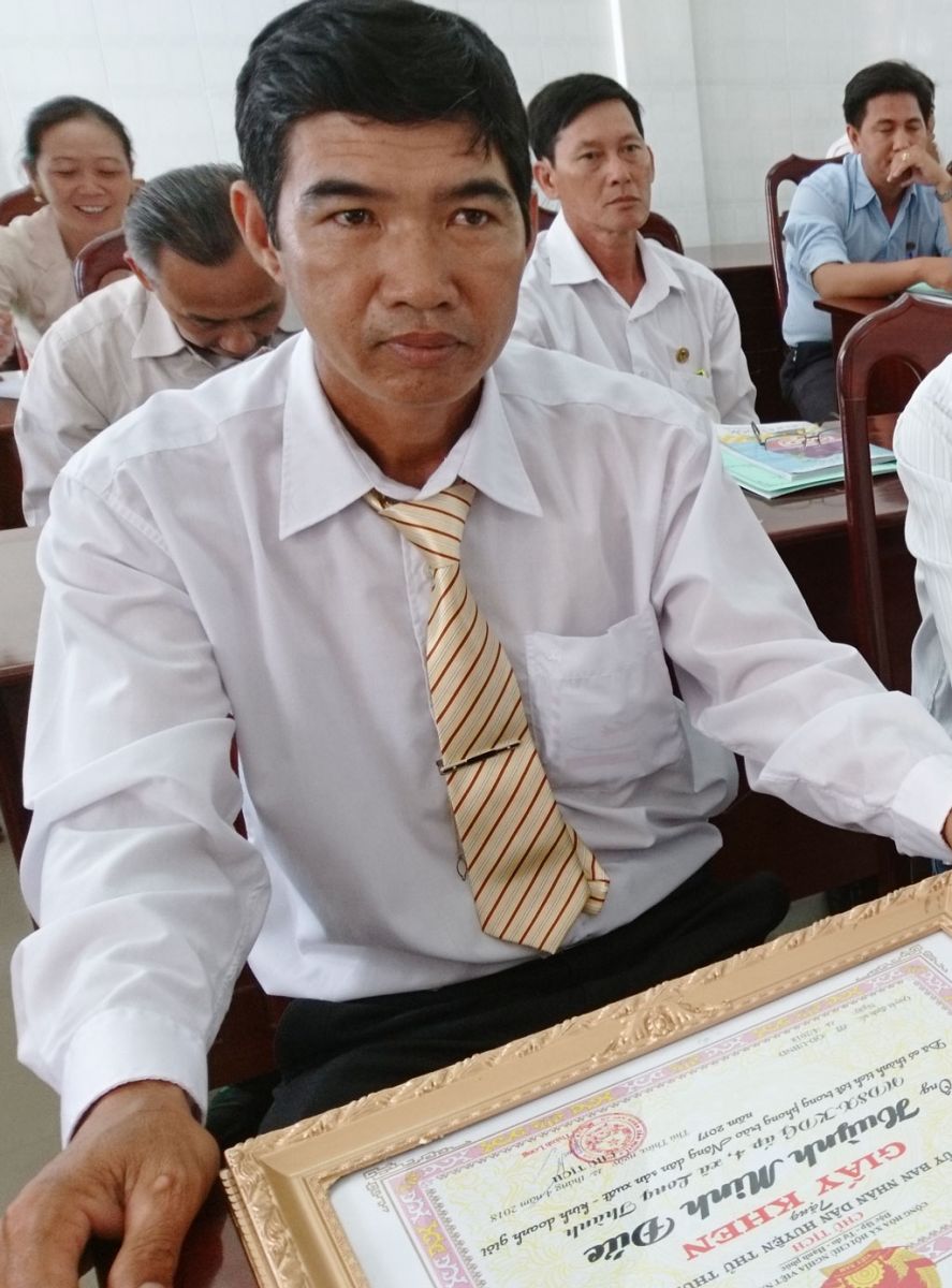 Ông Huỳnh Minh Đức, nông dân sản xuất, kinh doanh giỏi cấp huyện năm 2017