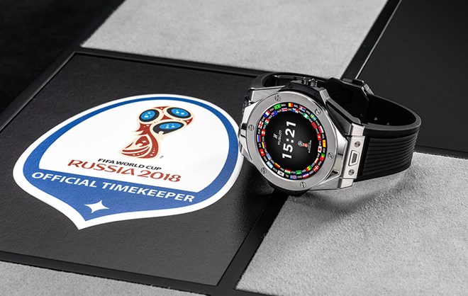 FIFA trang bị đồng hồ thông minh cho trọng tài tại World Cup 2018