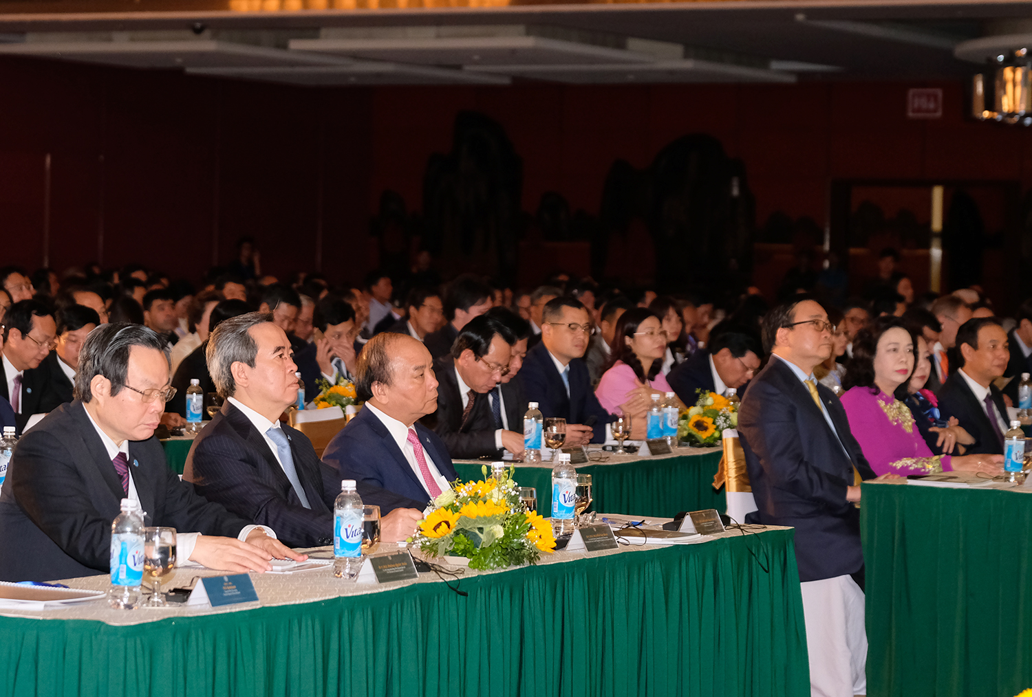 Thủ tướng cùng các đại biểu dự Hội nghị. - Ảnh: VGP/Quang Hiếu