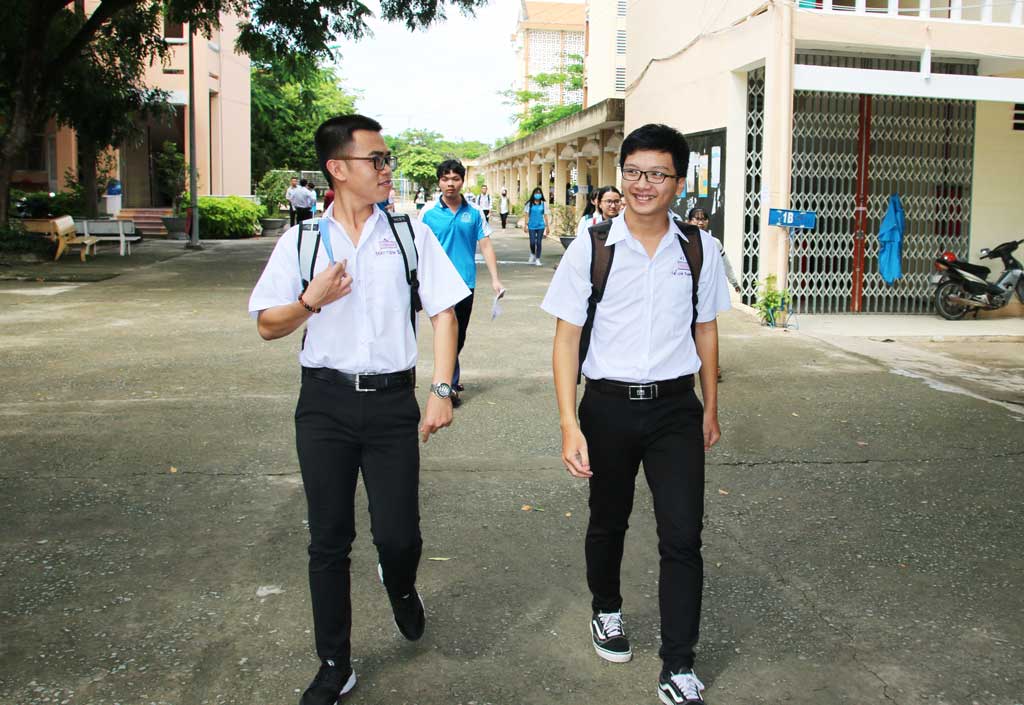 Ngày thi THPT quốc gia đầu tiên - Nghiêm túc, đúng quy chế