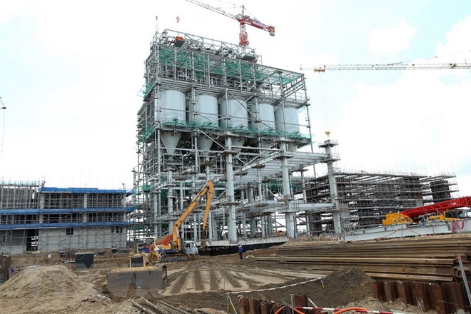 Nhà máy nhiệt điện Sông Hậu 1 đang trong quá trình thi công. (Nguồn: TTXVN)