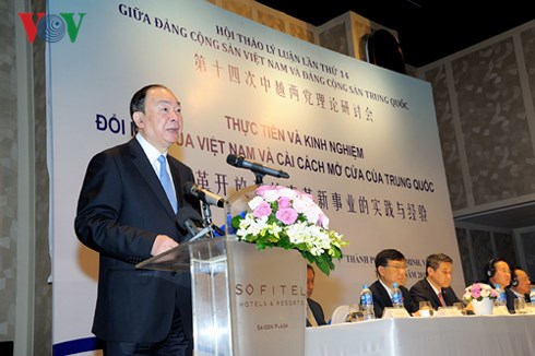 Trưởng Ban Tuyên truyền Trung ương Trung Quốc Hoàng Khôn Minh phát biểu tại Hội thảo