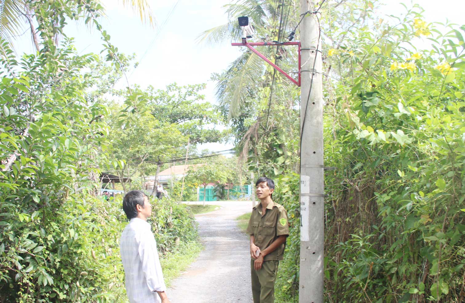 Mô hình “Nhóm hộ gia đình tự quản về an ninh, trật tự gắn với camera an ninh” bảo đảm an ninh, trật tự địa phương