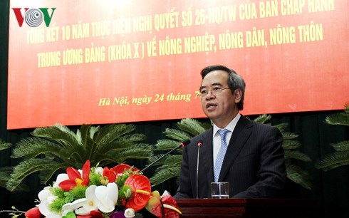 Ủy viên Bộ Chính trị, Trưởng ban chỉ đạo Nghị quyết 26, Trưởng ban Kinh tế Trung ương Nguyễn Văn Bình phát biểu tại hội nghị. (Ảnh: Minh Long).