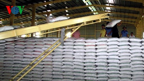 Xuất khẩu gạo đối mặt nhiều khó khăn những tháng cuối năm